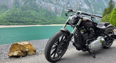 042 Your Ride